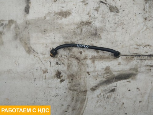 Трубка топливная
