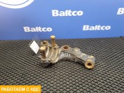 Кронштейн переднего амортизатора правый